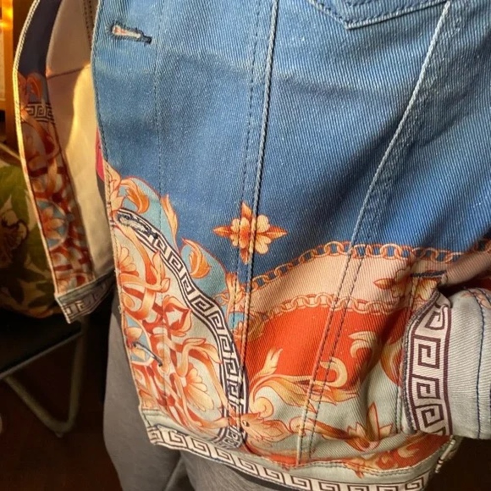 Vie Riche Baroque Print Denim Jean Jacket - Picture 6 of 6